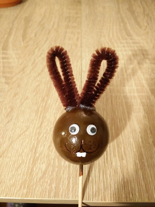 Kopf mit Gesicht